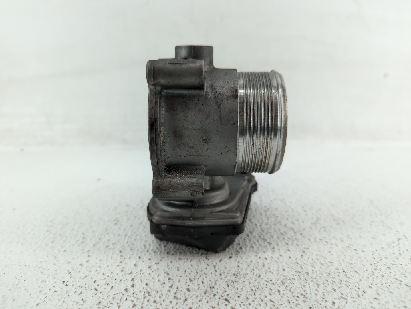 2010-2017 Audi Q5 Throttle Body P/N:06F 133 062 T 06F 133 062 Q Fits OEM Used Auto Parts - Oemusedautoparts1.com