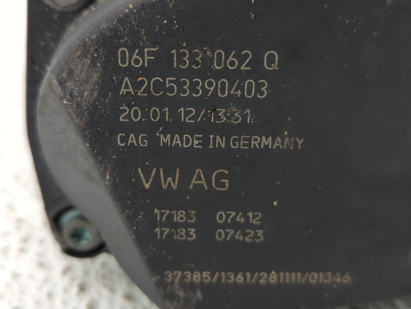 2010-2017 Audi Q5 Throttle Body P/N:06F 133 062 Q 06F 133 062 T Fits OEM Used Auto Parts - Oemusedautoparts1.com