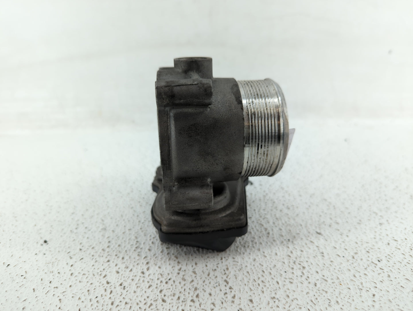 2010-2017 Audi Q5 Throttle Body P/N:06F 133 062 T 06F 133 062 Q Fits OEM Used Auto Parts - Oemusedautoparts1.com