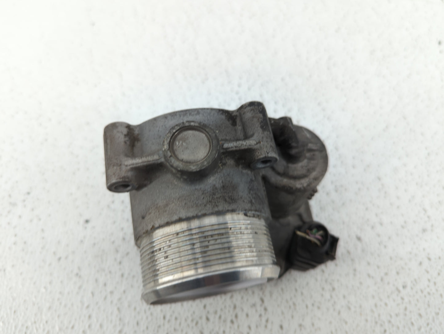 2010-2017 Audi Q5 Throttle Body P/N:06F 133 062 Q 06F 133 062 T Fits OEM Used Auto Parts - Oemusedautoparts1.com