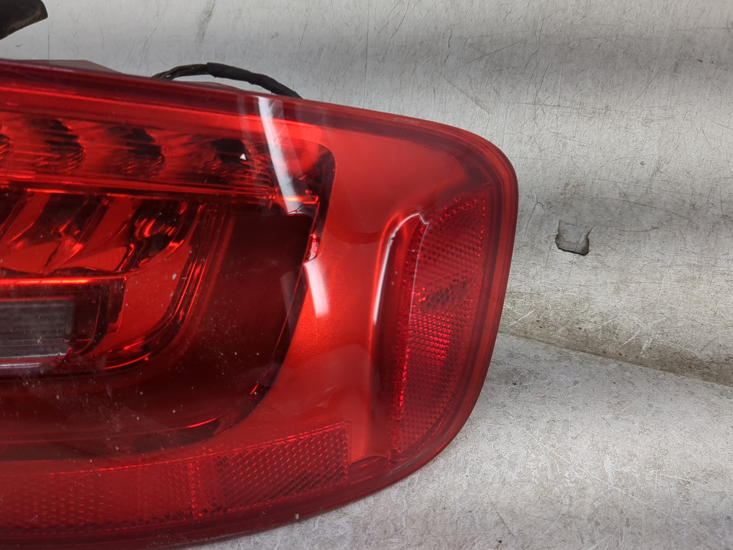 2013-2016 Audi S4 Tail Light Assembly Passenger Right OEM P/N:80003665 01091604 Fits Fits 2013 2014 2015 2016 OEM Used Auto 