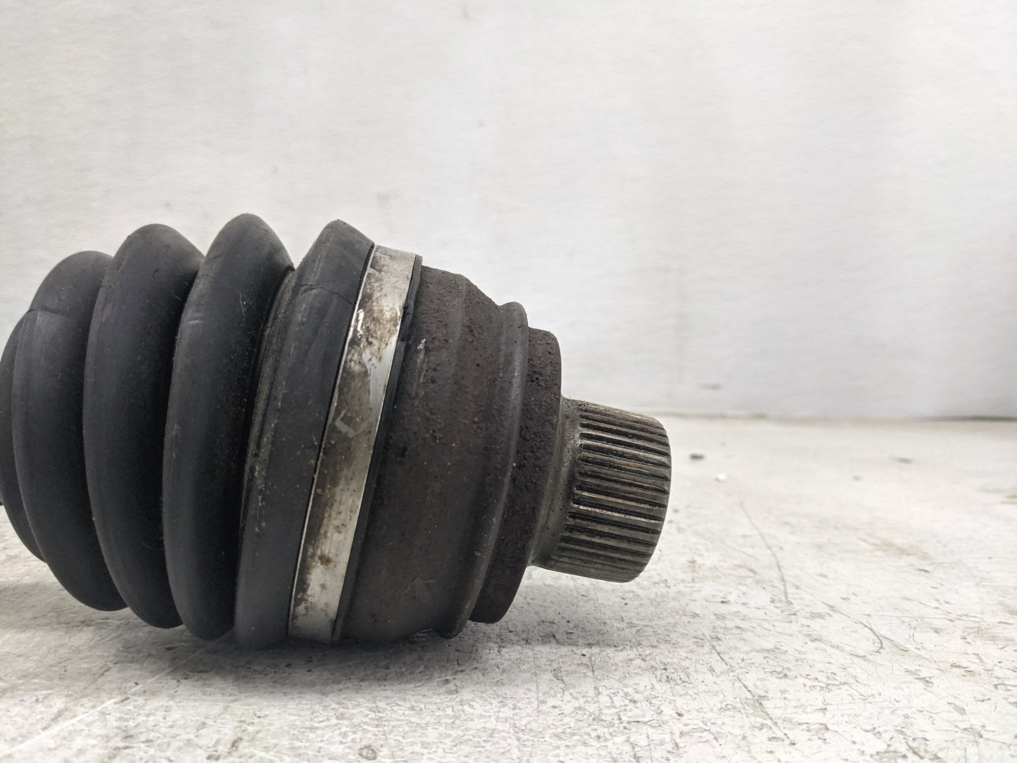 2010-2016 Audi S4 Axle Shaft Front Driver Cv C/v - Oemusedautoparts1.com