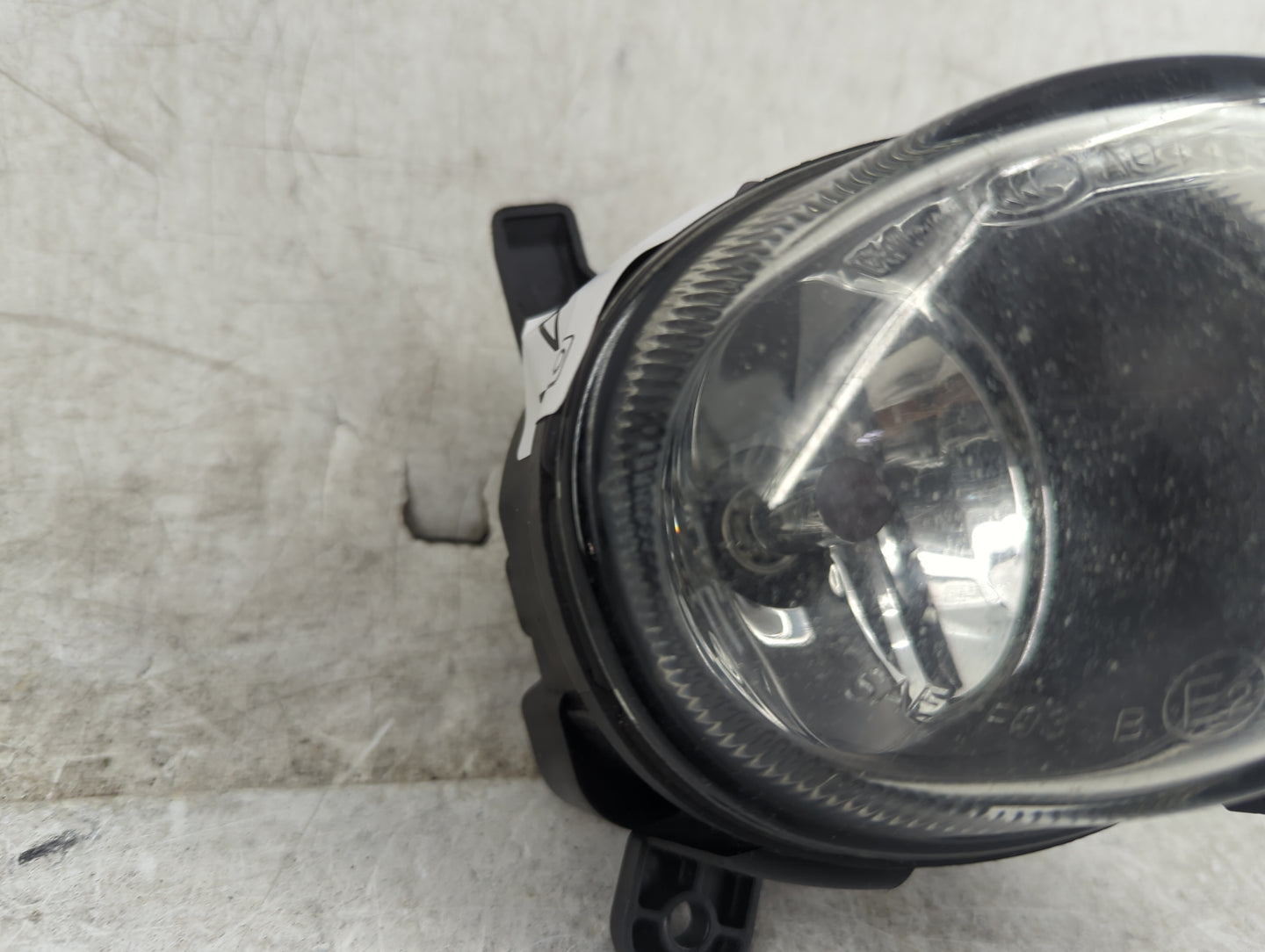 Audi S5 Passenger Right Oem Fog Light Lamp - Oemusedautoparts1.com