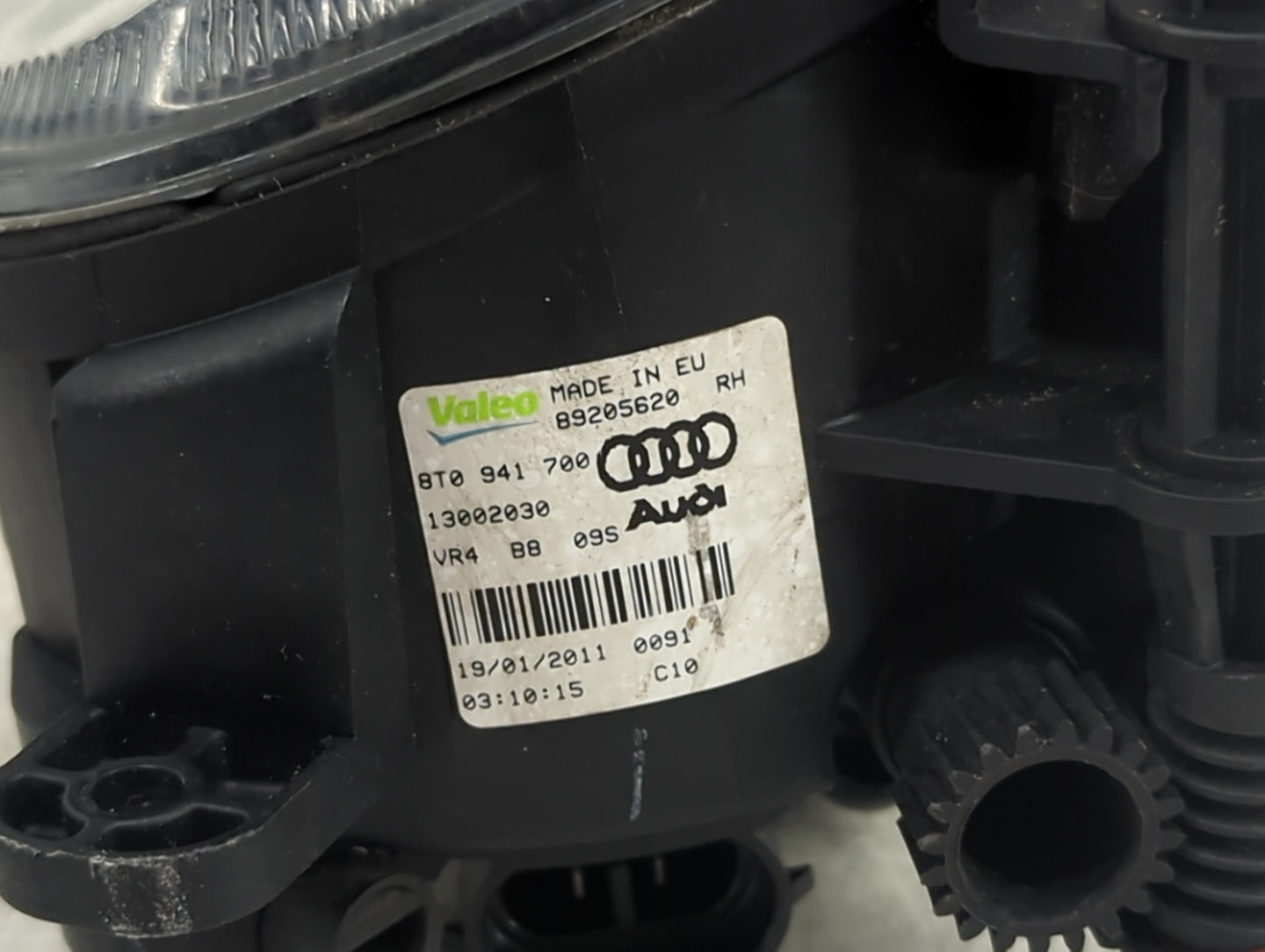 Audi S5 Passenger Right Oem Fog Light Lamp - Oemusedautoparts1.com