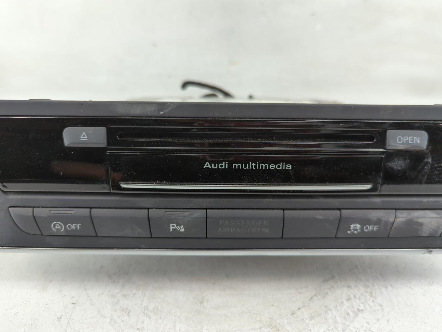 2013-2017 Audi S6 Radio AM FM Cd Player Receiver Replacement P/N:4G1035025C 4G1035025D Fits OEM Used Auto Parts - Oemusedaut