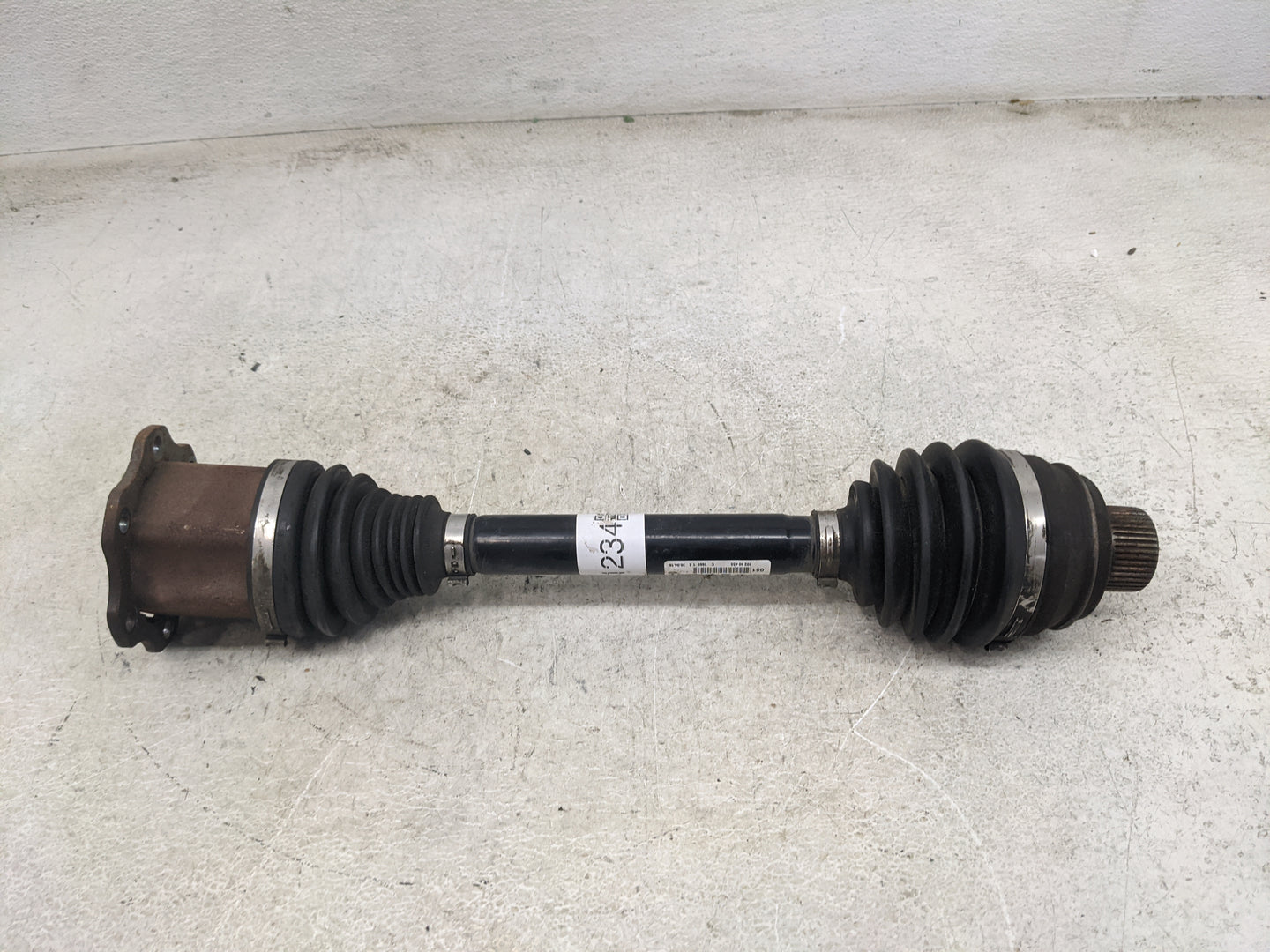 2013-2017 Audi S6 Axle Shaft Front Passenger Cv C/v - Oemusedautoparts1.com