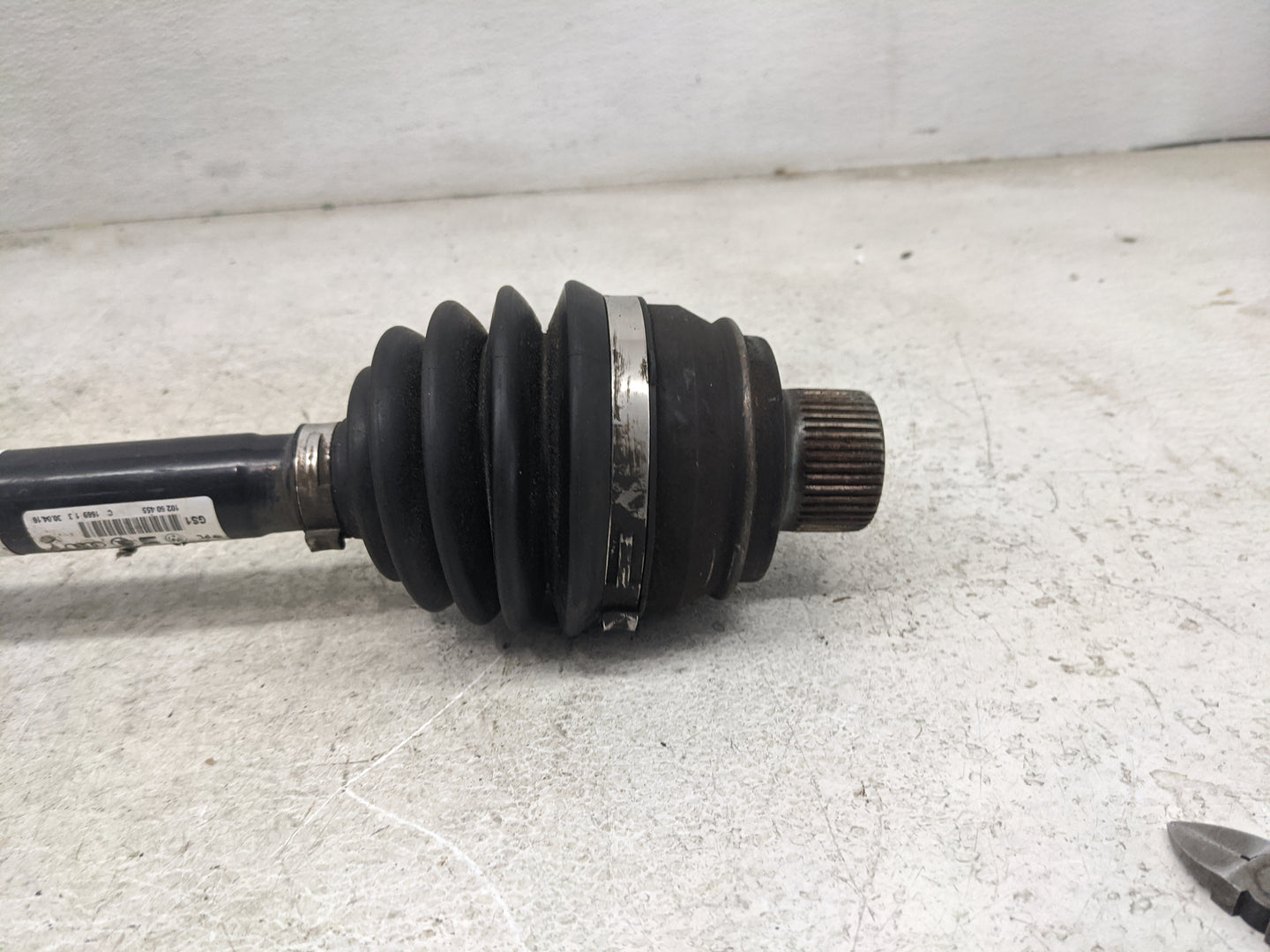 2013-2017 Audi S6 Axle Shaft Front Passenger Cv C/v - Oemusedautoparts1.com