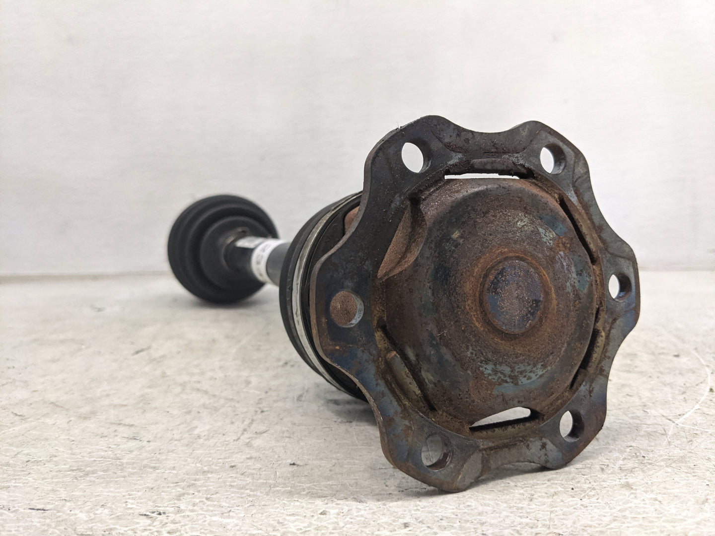 2013-2017 Audi S6 Axle Shaft Front Passenger Cv C/v - Oemusedautoparts1.com