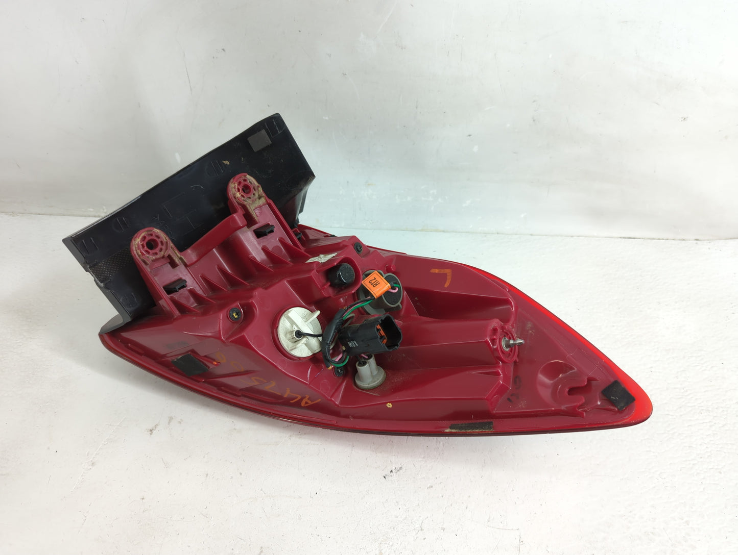 2016 Blank Key Hyundai Tail Light Assembly Driver Left OEM P/N:160725BK Fits OEM Used Auto Parts - Oemusedautoparts1.com