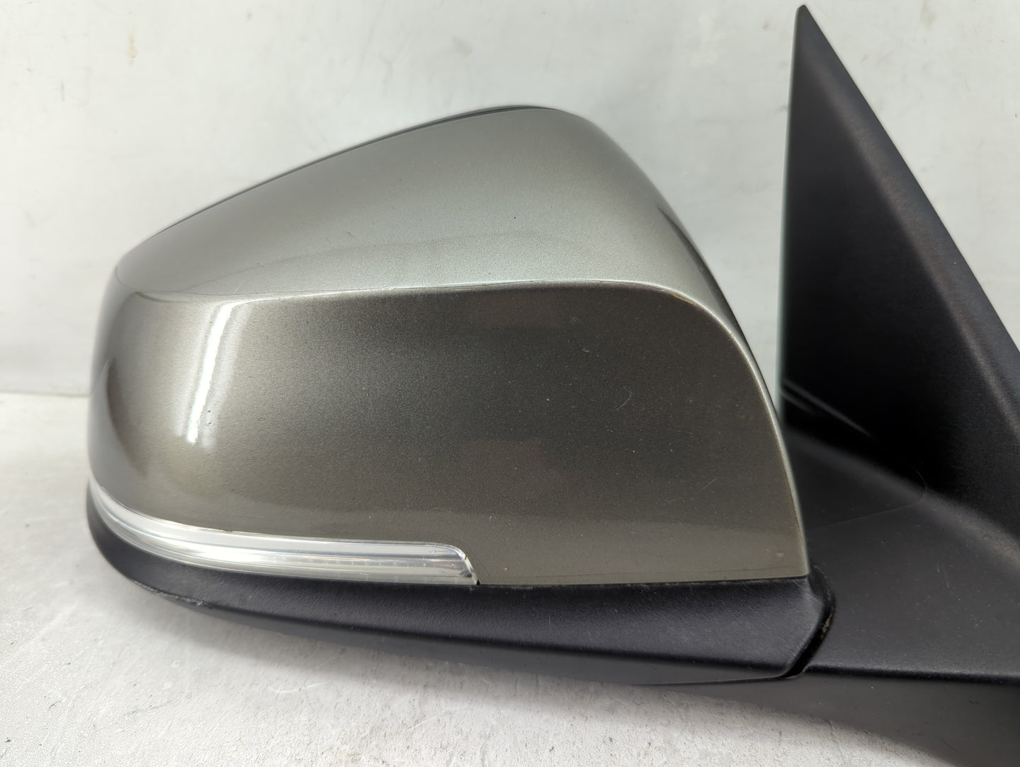 2013-2018 Bmw 320 Passenger Side View Mirror - Right Door Mirror OEM Used - Oemusedautoparts1.com