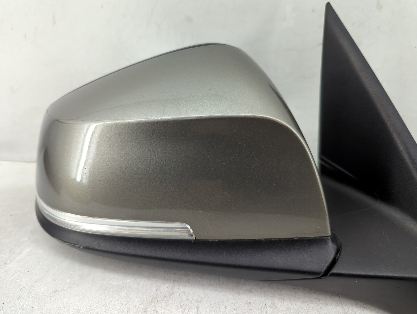 2013-2018 Bmw 320 Passenger Side View Mirror - Right Door Mirror OEM Used - Oemusedautoparts1.com