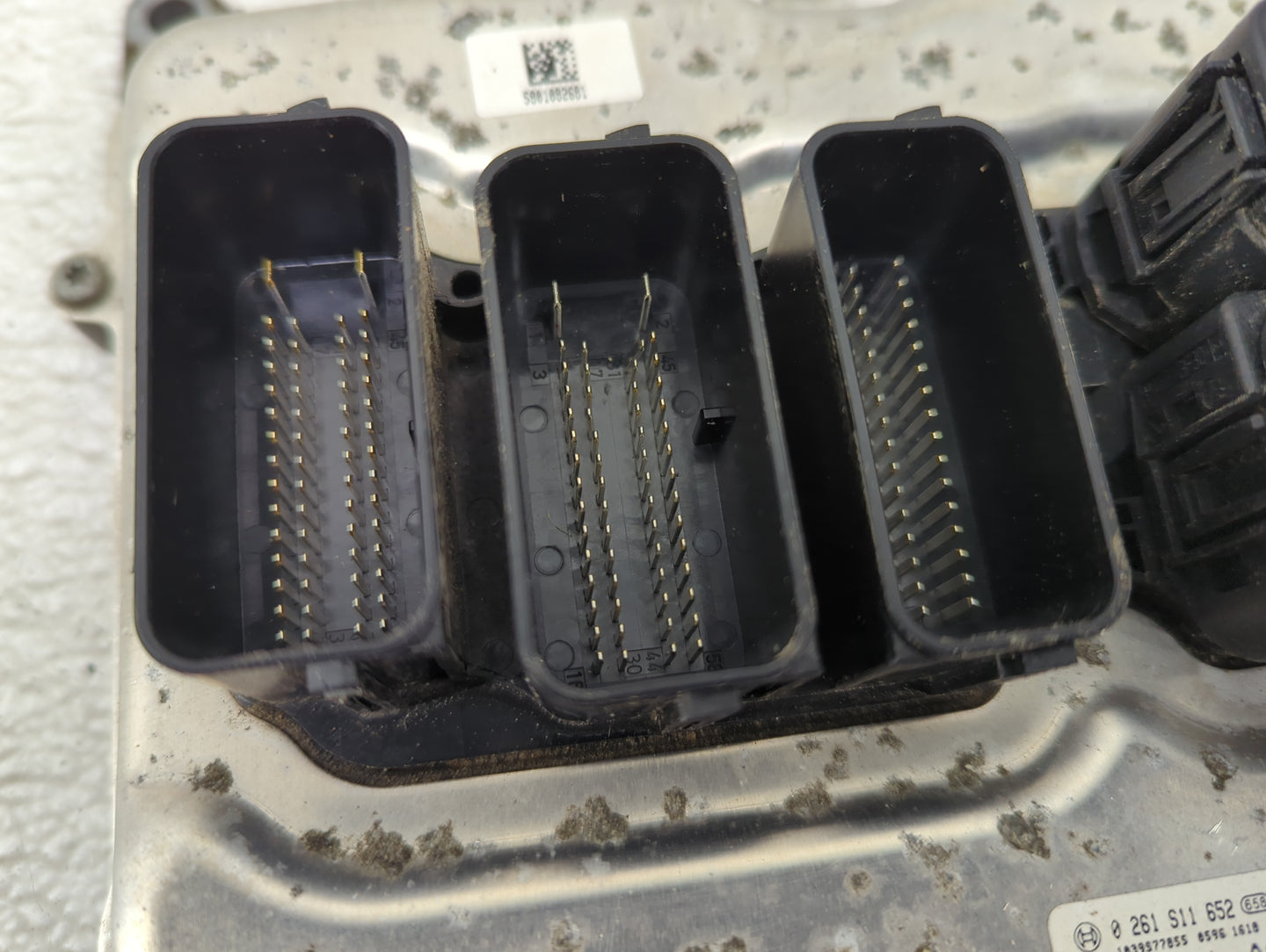2014-2018 Bmw 320 PCM Engine Control Computer ECU ECM PCU OEM P/N:0261S11652, 8639594-01, 170789588 Fits OEM Used Auto Parts