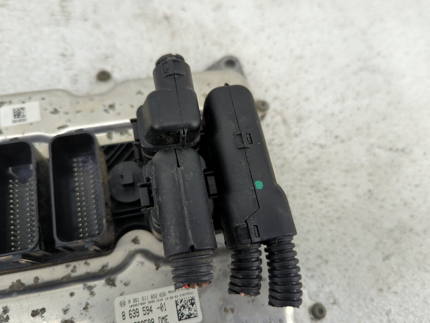 2014-2018 Bmw 320 PCM Engine Control Computer ECU ECM PCU OEM P/N:0261S11652, 8639594-01, 170789588 Fits OEM Used Auto Parts