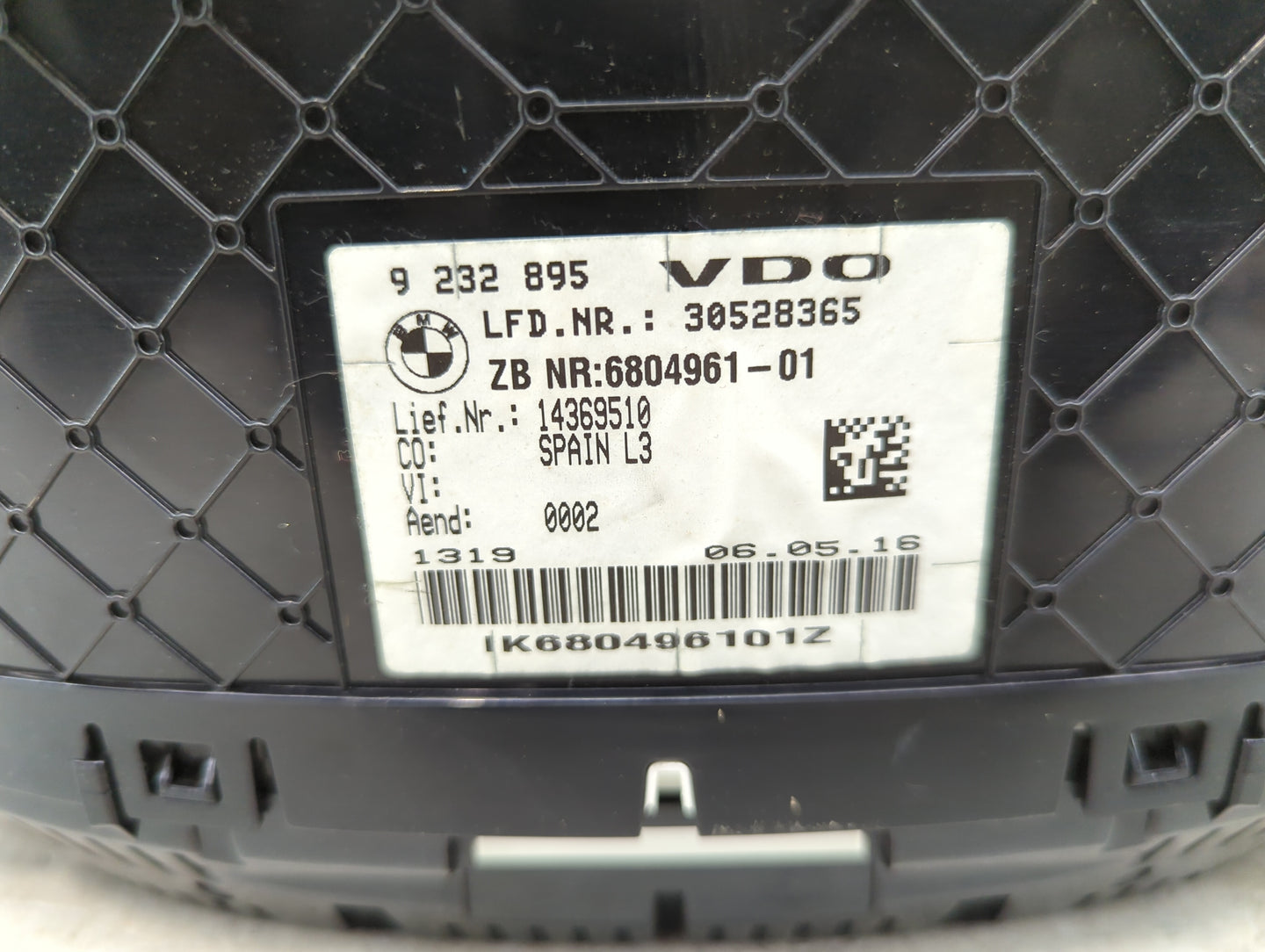 2015-2016 Bmw 320 Instrument Cluster Speedometer Gauges P/N:9232895 6804961-01 Miles:98K Fits OEM Used Auto Parts - Oemuseda