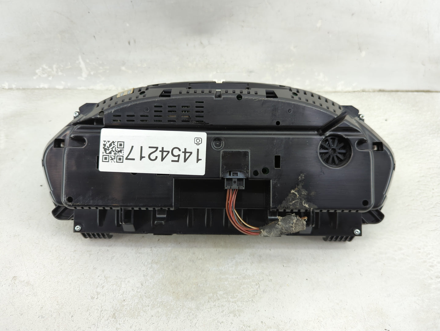 2013-2018 Bmw 320 Instrument Cluster Speedometer Gauges P/N:9232894 9382199-01 Miles:106K Fits OEM Used Auto Parts - Oemused