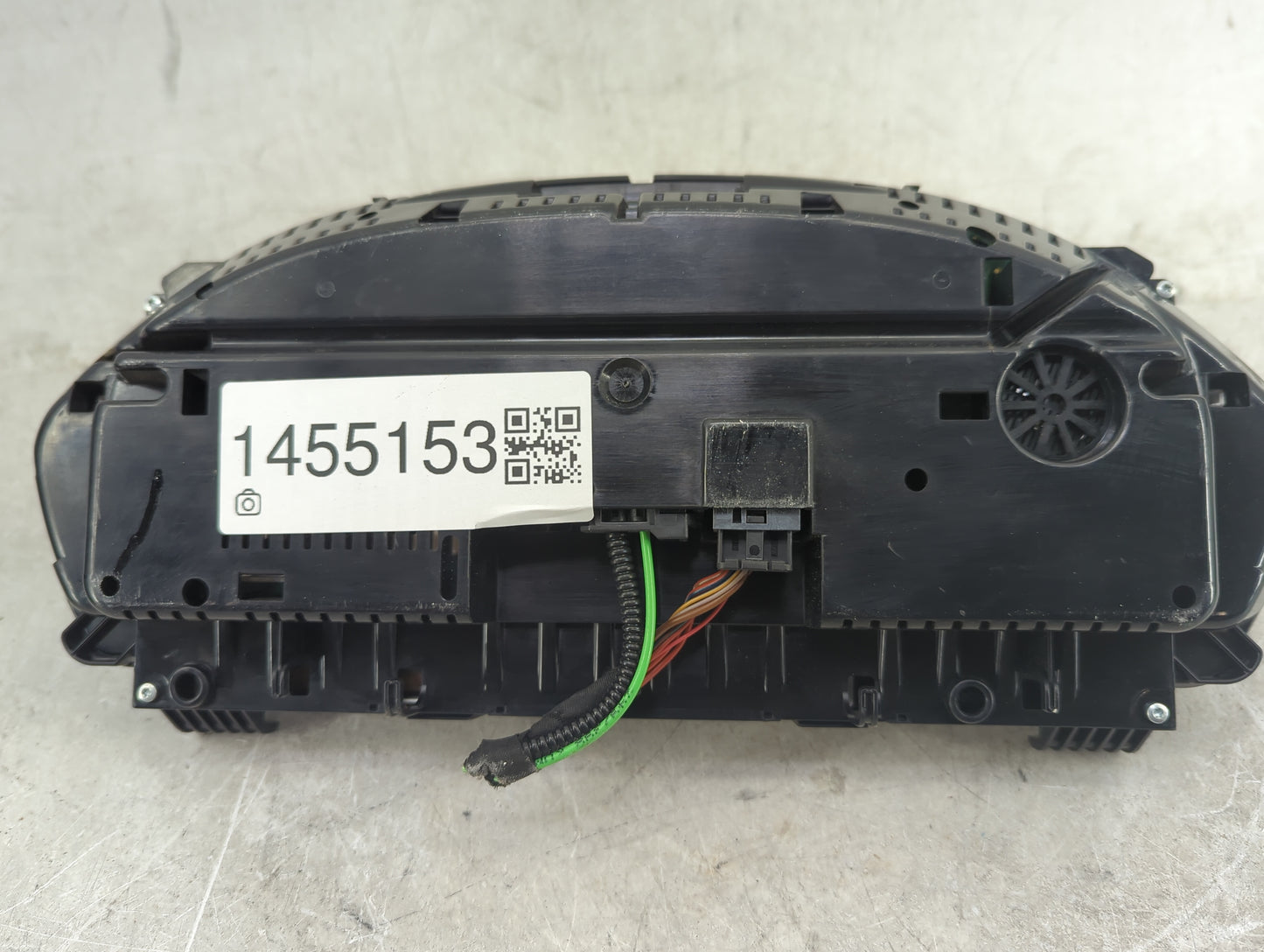 2015-2016 Bmw 320 Instrument Cluster Speedometer Gauges P/N:9232895 9382091-01 Miles:78K Fits OEM Used Auto Parts - Oemuseda