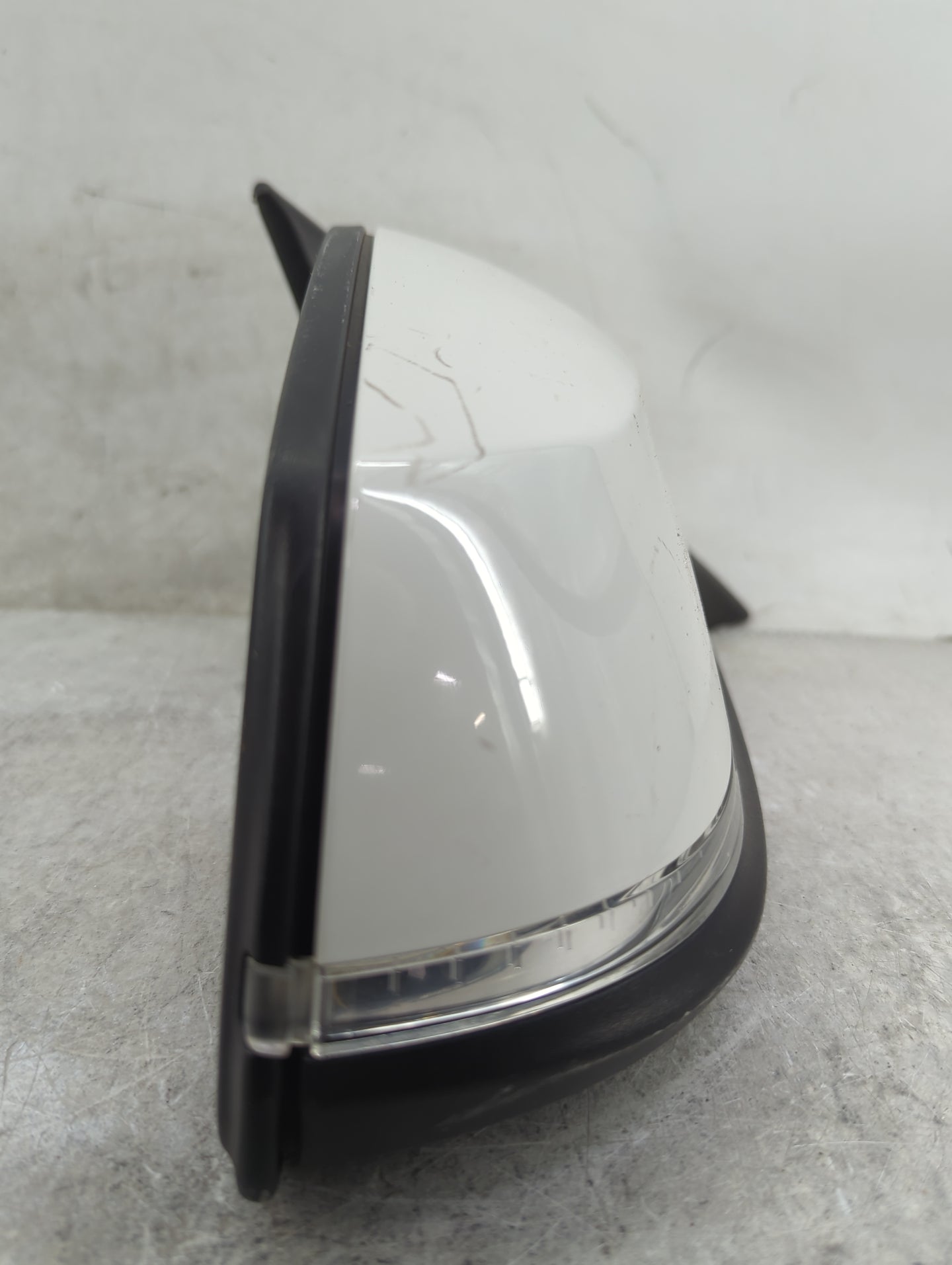 2013-2018 Bmw 320 Passenger Side View Mirror - Right Door Mirror OEM Used - Oemusedautoparts1.com