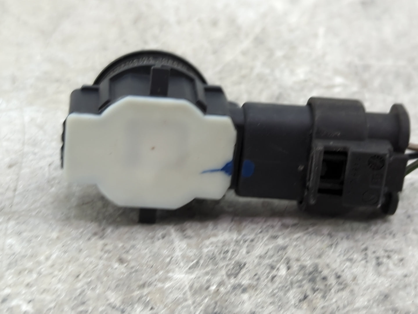 2016 Bmw 320 Front Park Assist Sensor Silver - Oemusedautoparts1.com