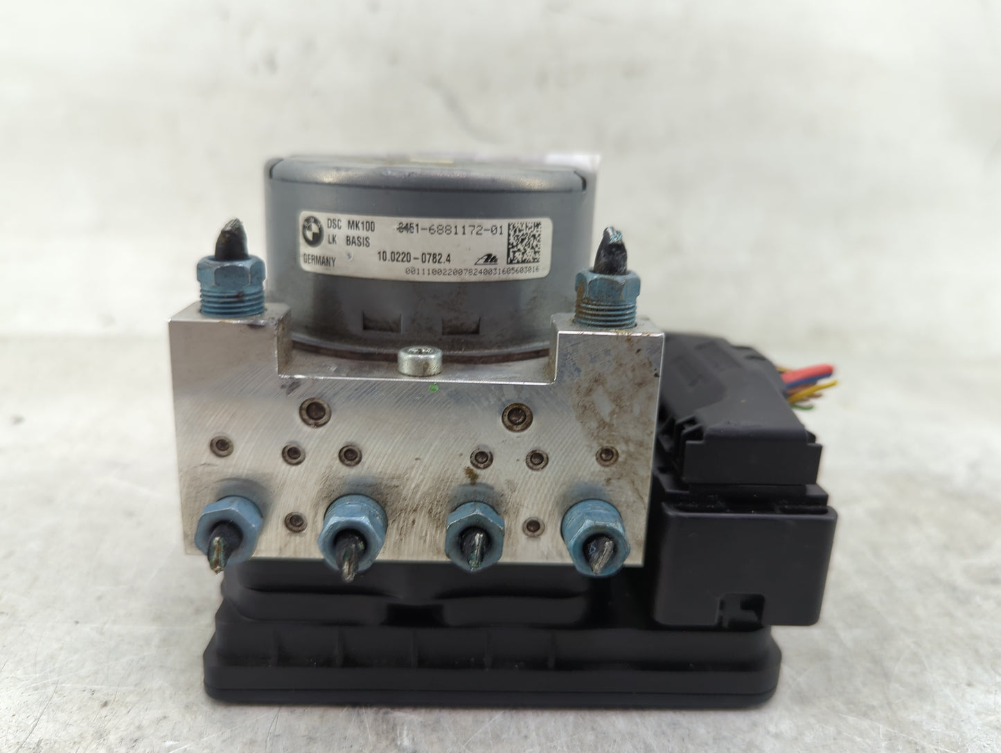 2014-2018 Bmw 320 ABS Pump Control Module Replacement P/N:3451-6881172-01 10.0220-0782.4 Fits OEM Used Auto Parts - Oemuseda