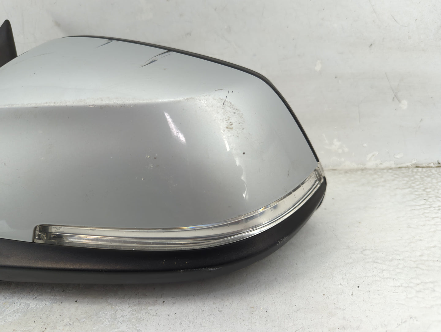 2013-2018 Bmw 320 Driver Side View Mirror - Left Door Mirror OEM Used - Oemusedautoparts1.com