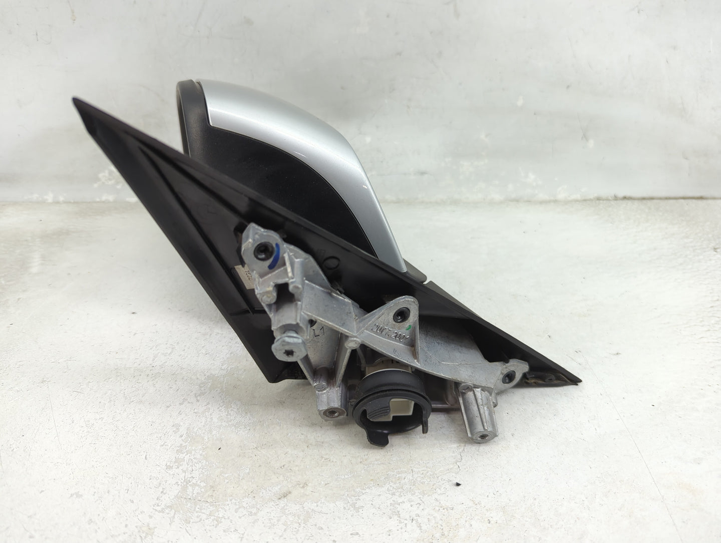 2013-2018 Bmw 320 Driver Side View Mirror - Left Door Mirror OEM Used - Oemusedautoparts1.com