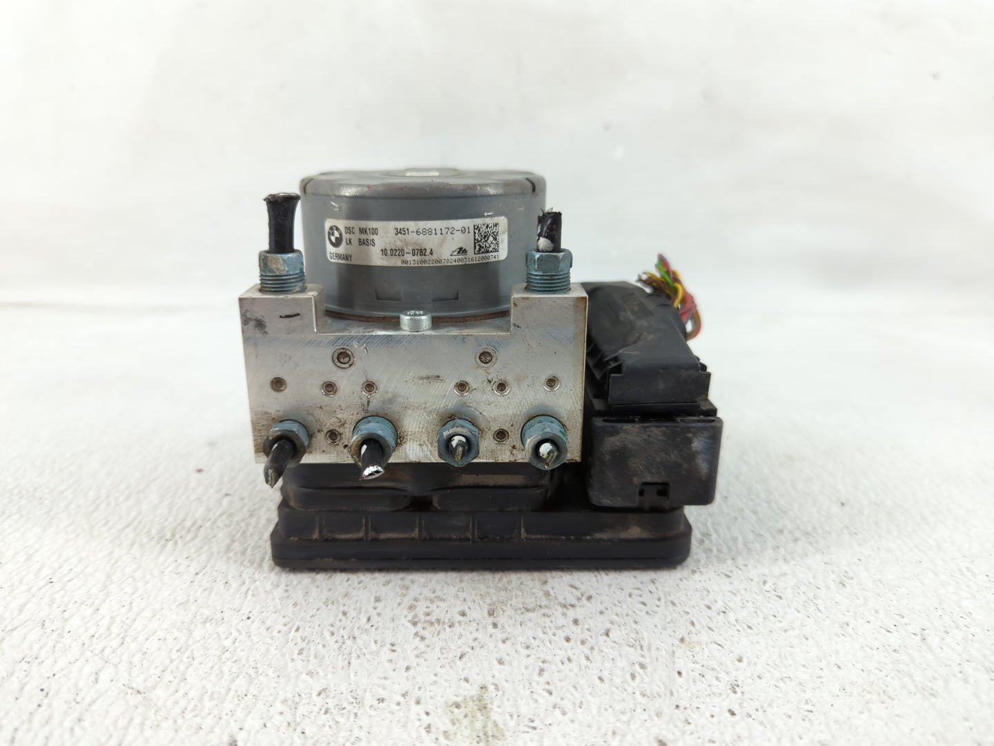 2014-2018 Bmw 320i ABS Pump Control Module Replacement P/N:3451-6881172-01 Fits Fits 2014 2015 2016 2017 2018 2019 2020 2021