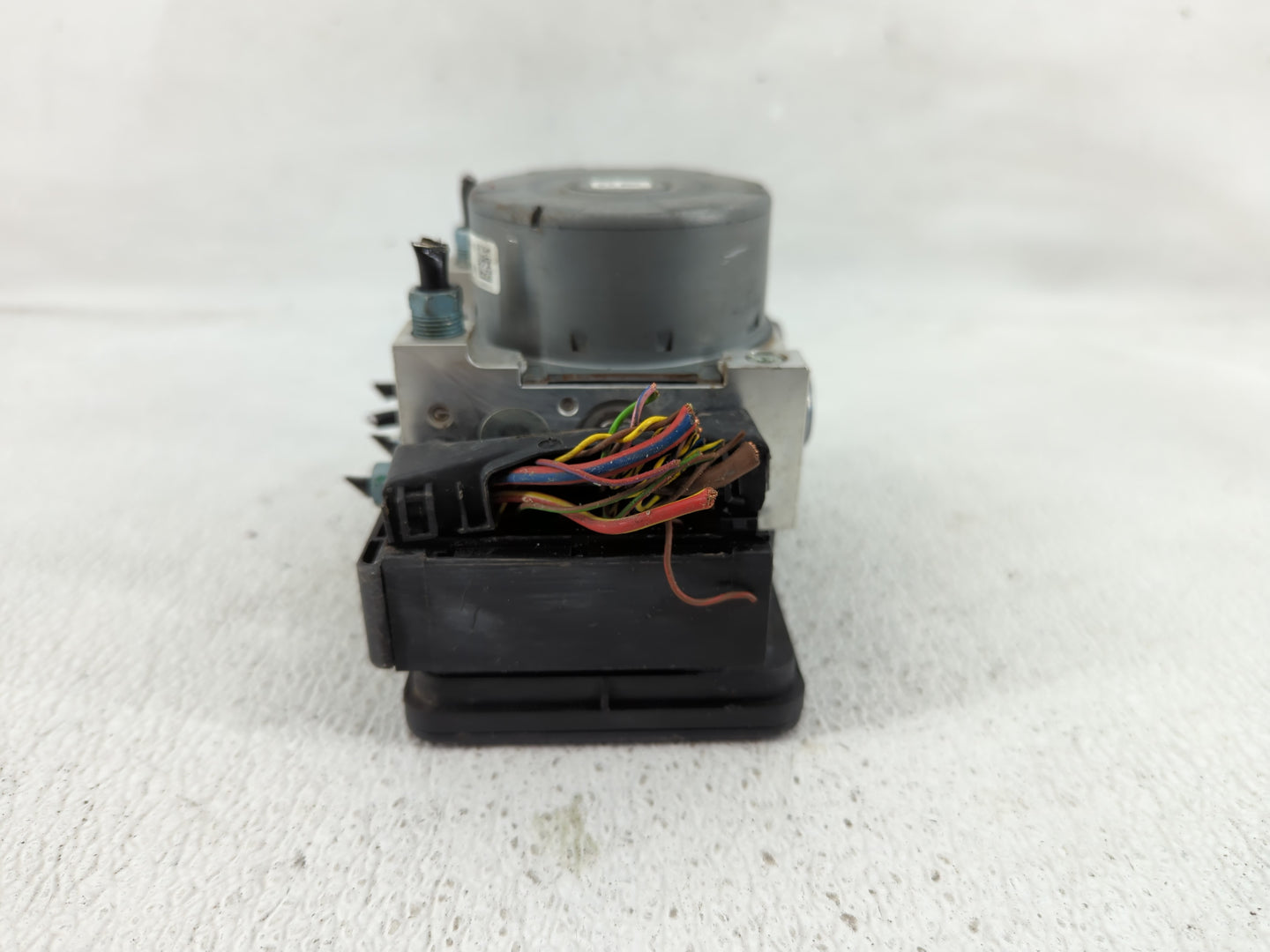 2014-2018 Bmw 320i ABS Pump Control Module Replacement P/N:3451-6881172-01 Fits Fits 2014 2015 2016 2017 2018 2019 2020 2021