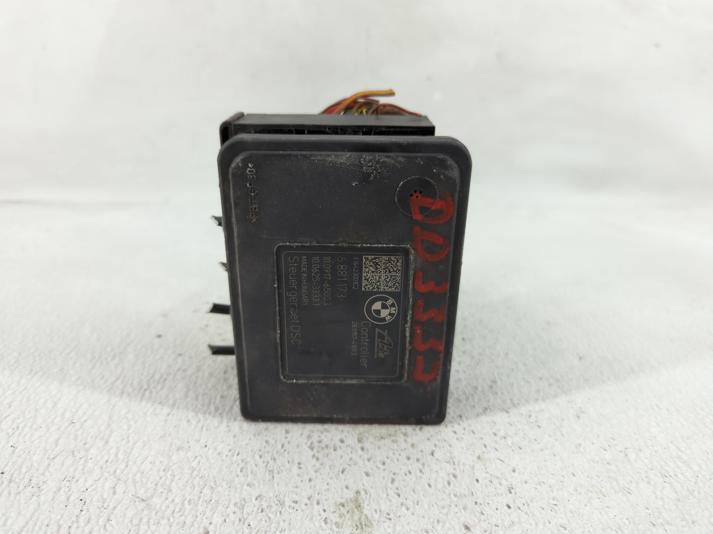 2014-2018 Bmw 320i ABS Pump Control Module Replacement P/N:3451-6881172-01 Fits Fits 2014 2015 2016 2017 2018 2019 2020 2021