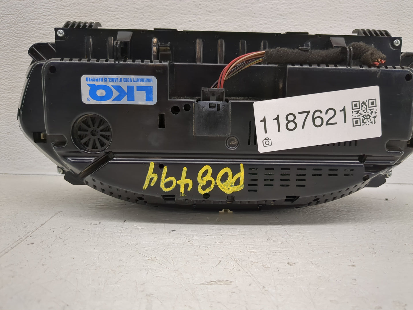 2015-2016 Bmw 320i Instrument Cluster Speedometer Gauges P/N:20114335 9 232 984 Fits Fits 2014 2015 2016 2017 2018 2019 2020