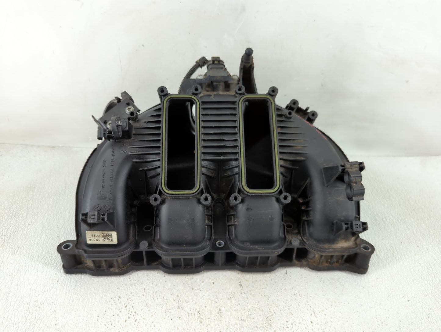 2016 Bmw 320i Air Intake Manifold Fits OEM Used Auto Parts - Oemusedautoparts1.com