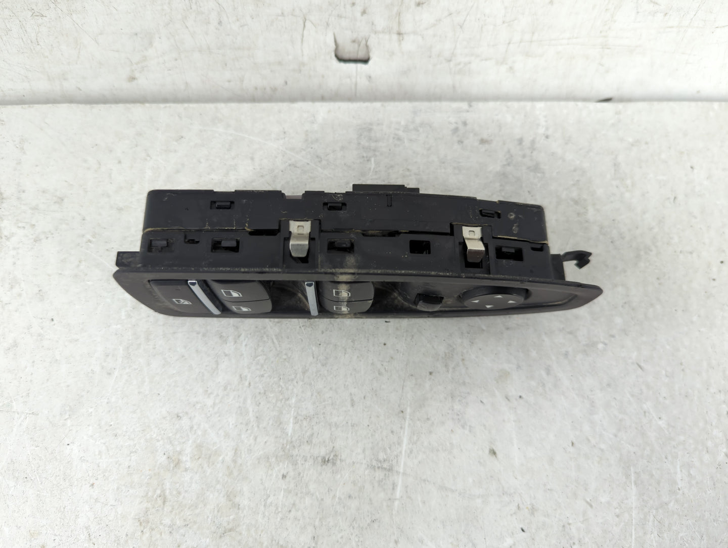 2012-2018 Bmw 320i Master Power Window Switch Replacement Driver Side Left P/N:9208109-03 Fits OEM Used Auto Parts - Oemused