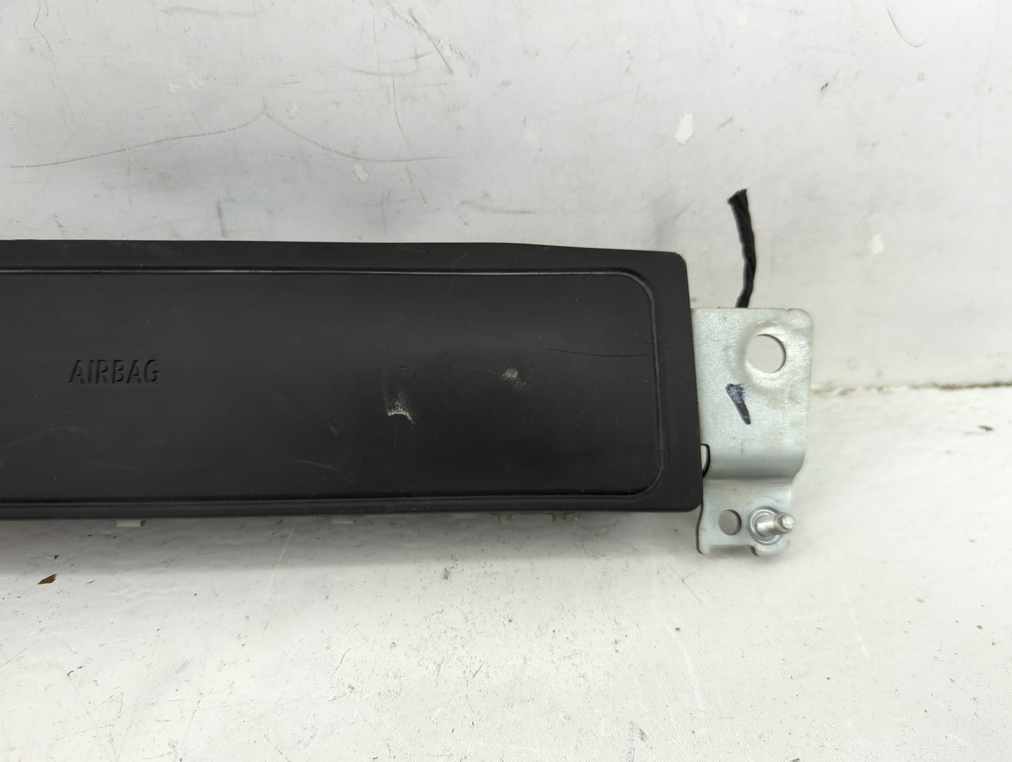 2012-2018 Bmw 320i Air Bag Passenger Right Knee OEM P/N:KV922865313 Fits Fits 2012 2013 2014 2015 2016 2017 2018 2019 2020 2