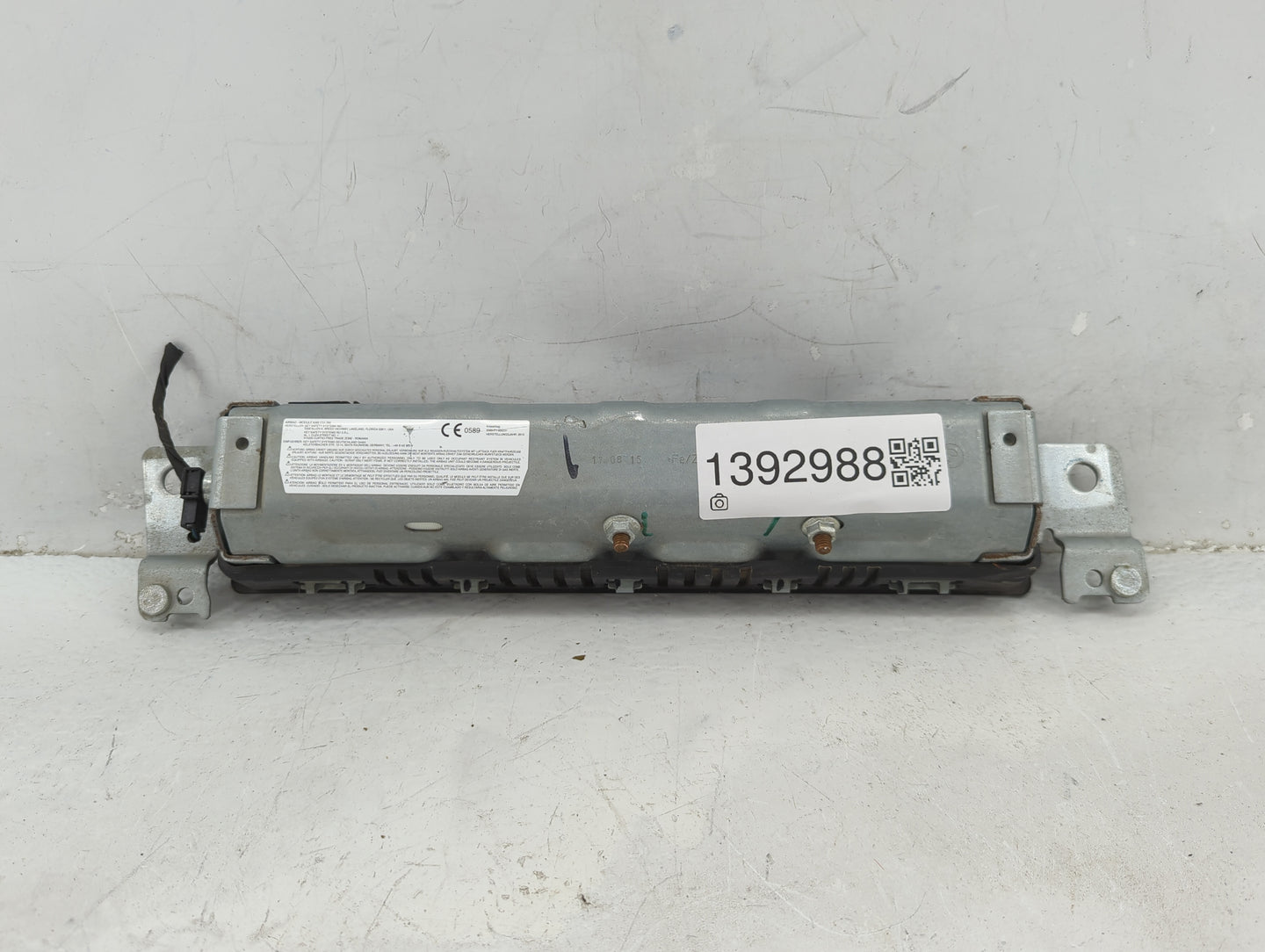 2012-2018 Bmw 320i Air Bag Passenger Right Knee OEM P/N:KV922865313 Fits Fits 2012 2013 2014 2015 2016 2017 2018 2019 2020 2