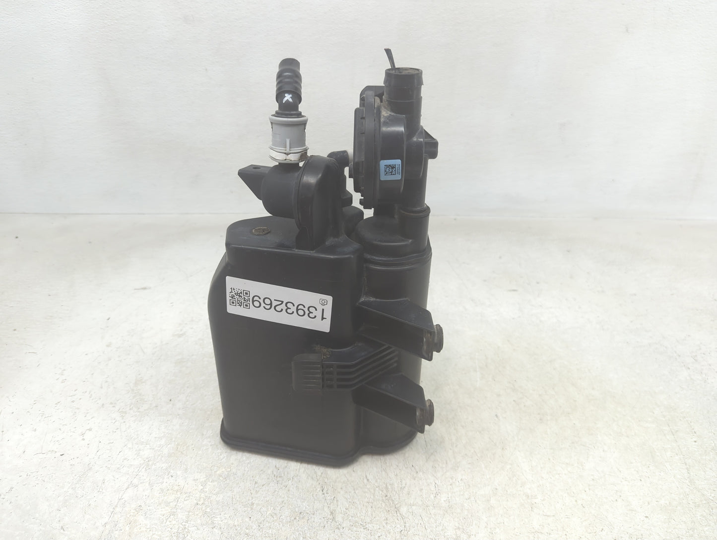2016 Bmw 320i Fuel Vapor Charcoal Canister - Oemusedautoparts1.com