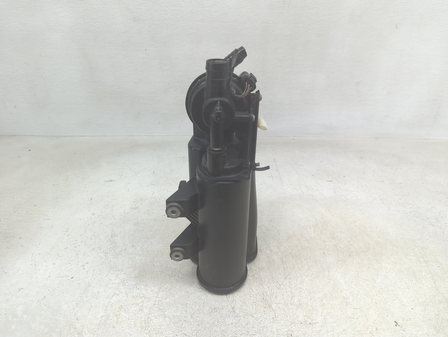 2016 Bmw 320i Fuel Vapor Charcoal Canister - Oemusedautoparts1.com