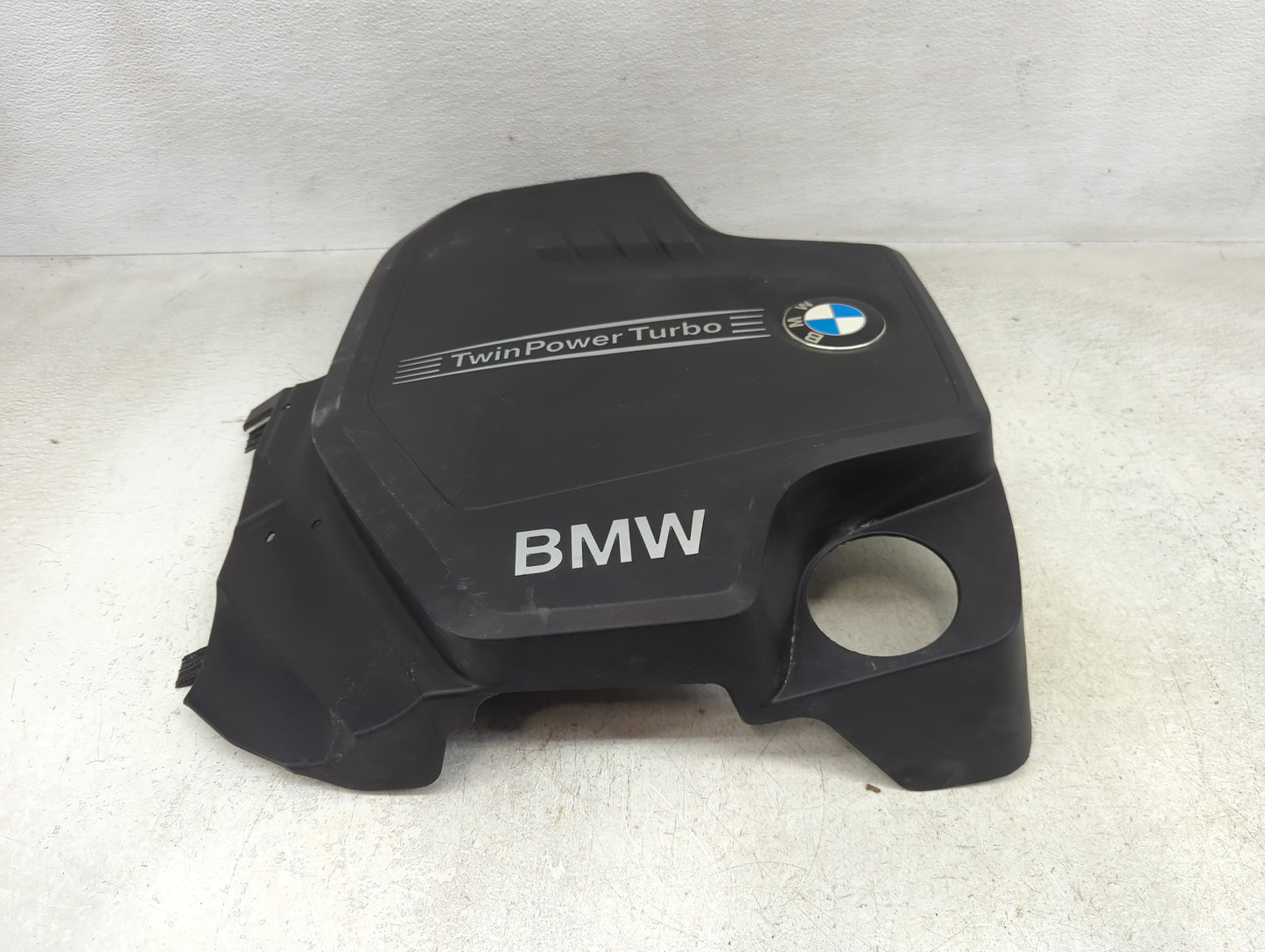 2016 Bmw 320i Engine Cover - Oemusedautoparts1.com