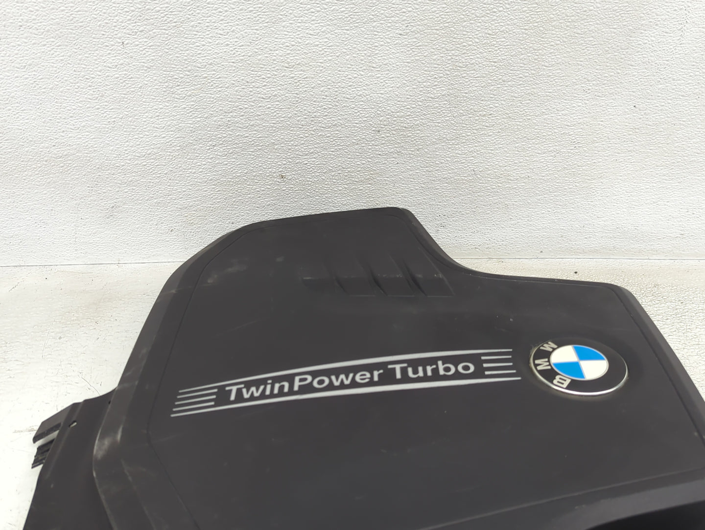 2016 Bmw 320i Engine Cover - Oemusedautoparts1.com