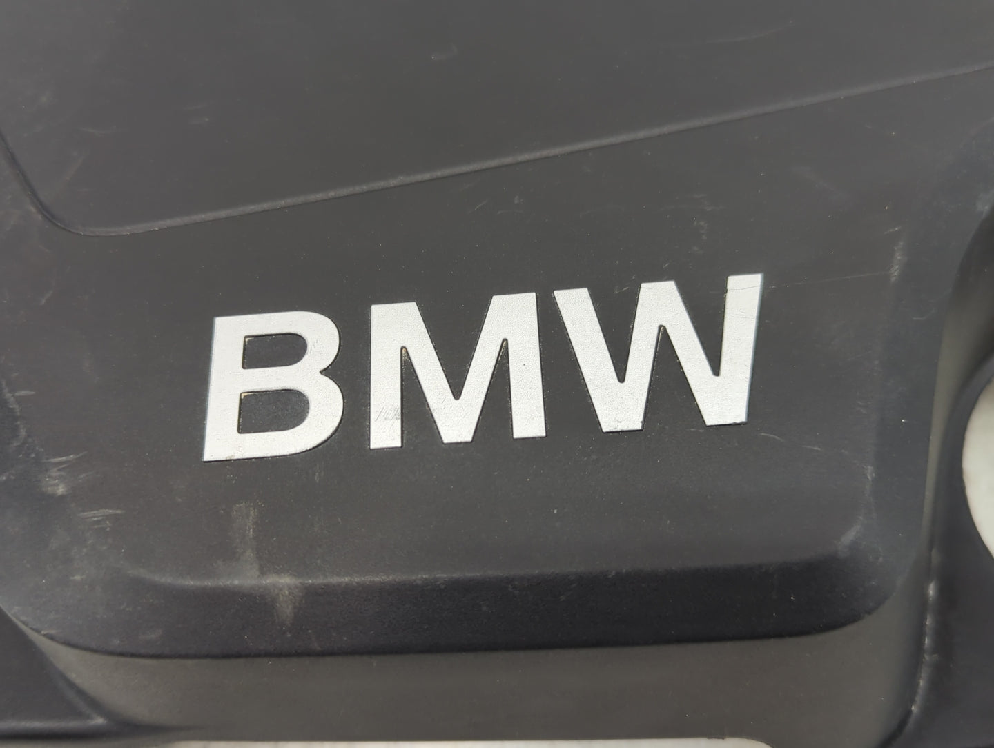2016 Bmw 320i Engine Cover - Oemusedautoparts1.com