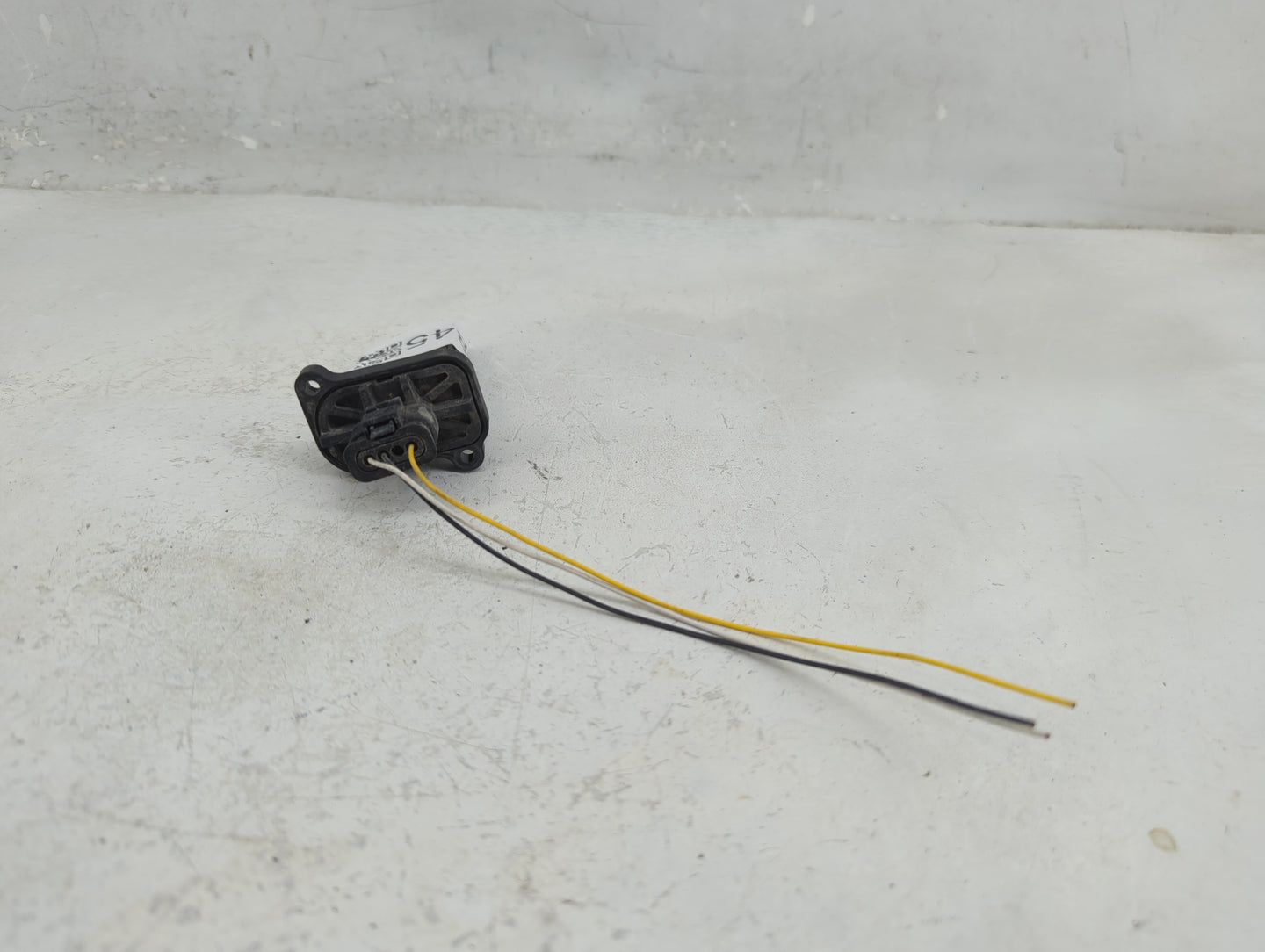 2012-2018 Bmw 320i Mass Air Flow Meter Maf - Oemusedautoparts1.com