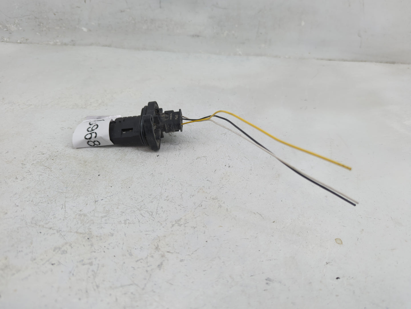 2012-2018 Bmw 320i Mass Air Flow Meter Maf - Oemusedautoparts1.com