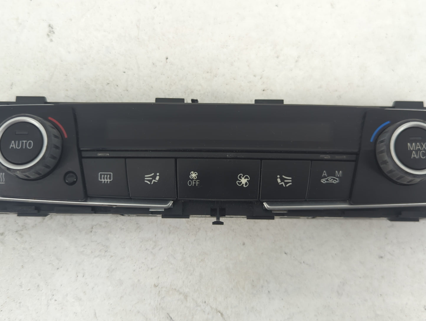 2016-2018 Bmw 320i Climate Control Module Temperature AC/Heater Replacement P/N:9290164-02 Fits OEM Used Auto Parts - Oemuse