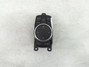 compare product 2012-2018 Bmw 320i Radio AM FM Cd Player Receiver Replacement P/N:9350723-02 65829350723-02 Fits OEM Used Auto Parts