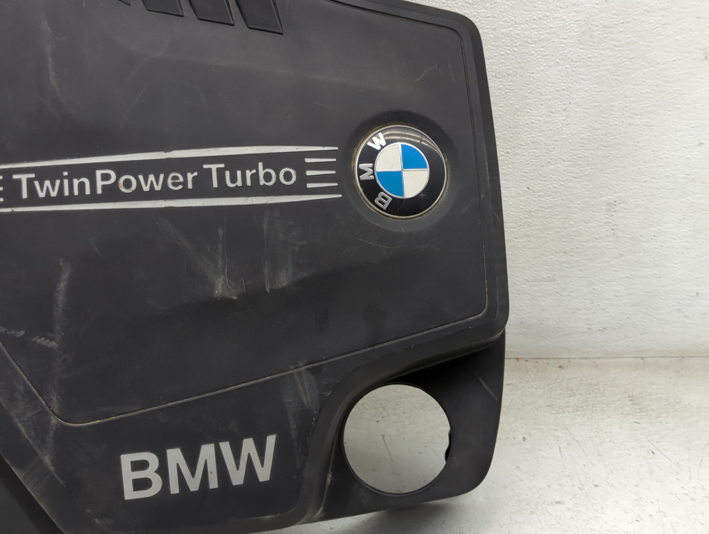 2016 Bmw 320i Engine Cover - Oemusedautoparts1.com