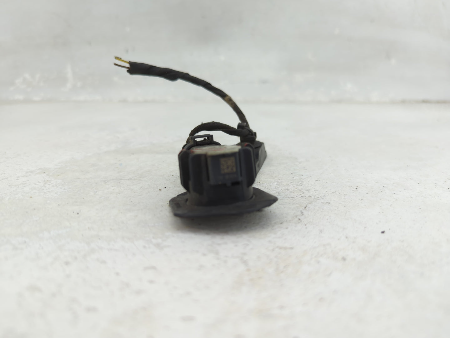 Park Assist Sensor - Oemusedautoparts1.com