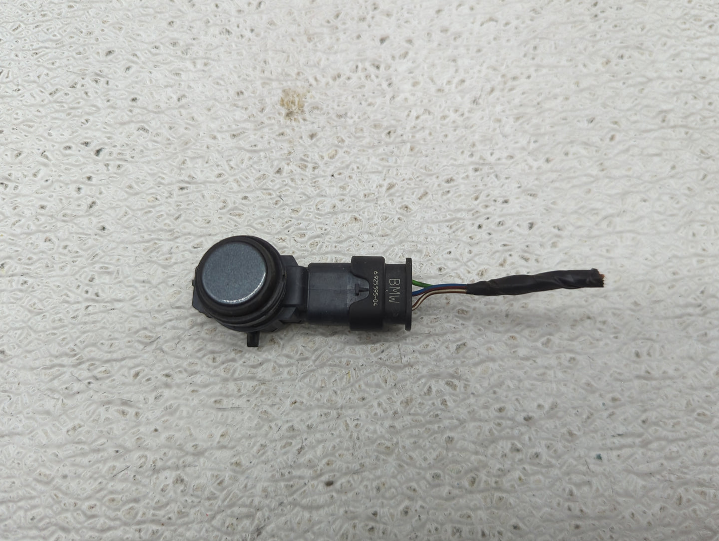 2016 Bmw 320i Front Park Assist Sensor Gray - Oemusedautoparts1.com