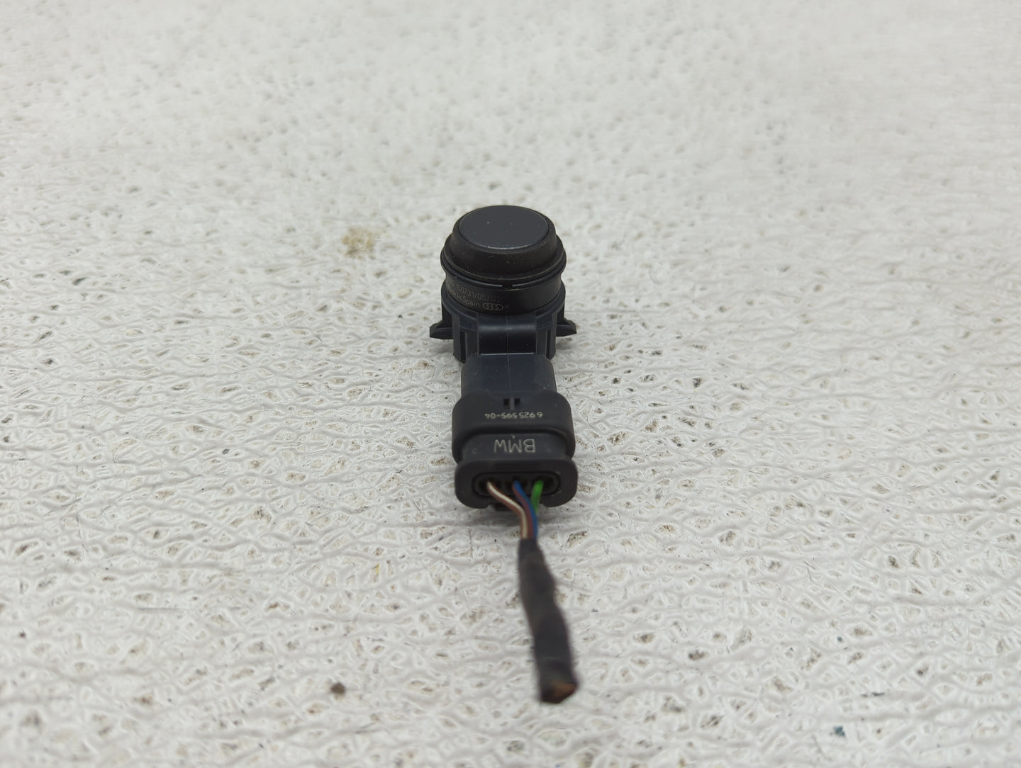 2016 Bmw 320i Front Park Assist Sensor Gray - Oemusedautoparts1.com