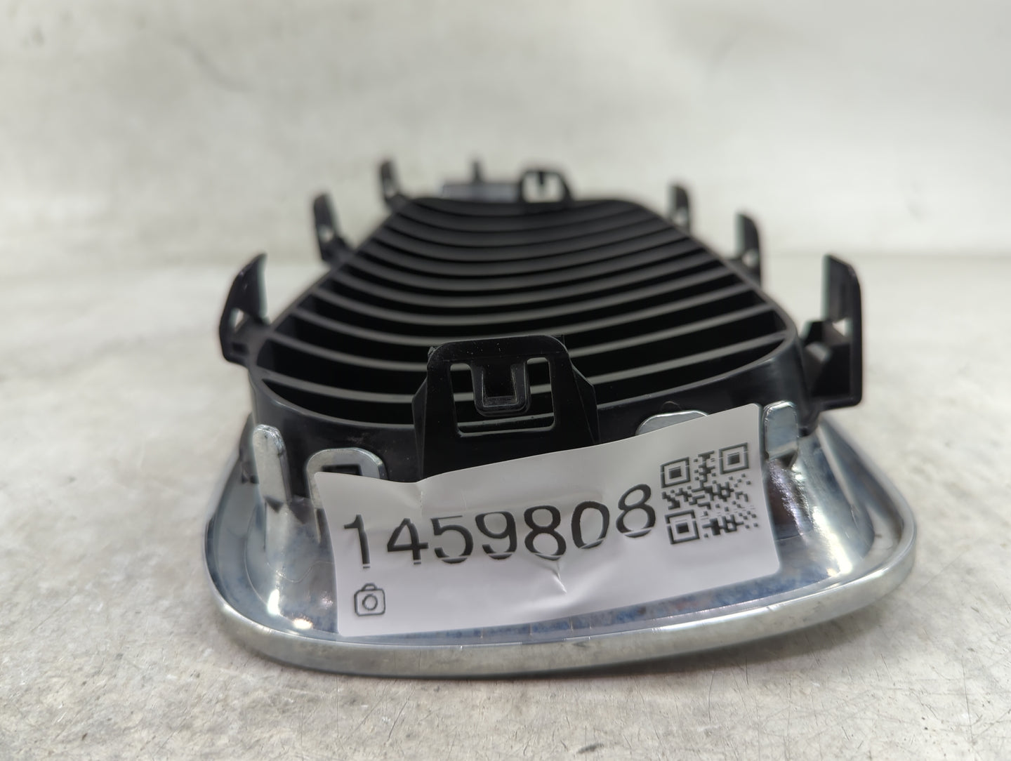 2012-2018 Bmw 320i Front Grille Bumper Not Included 1459808 - Oemusedautoparts1.com