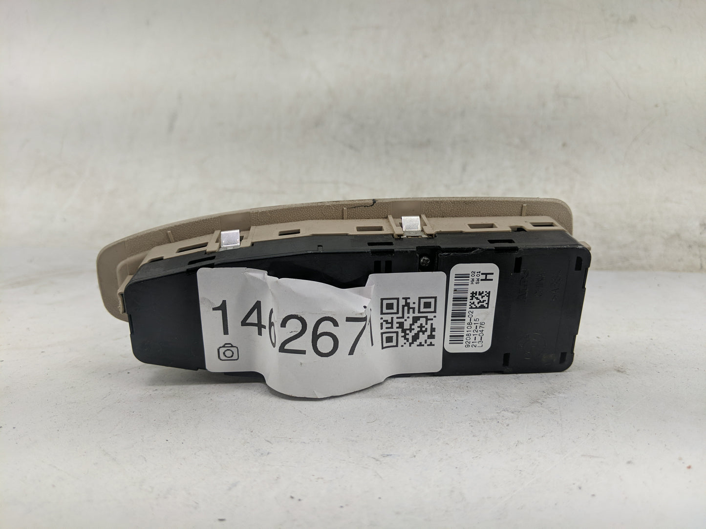 2012-2018 Bmw 320i Master Power Window Switch Replacement Driver Side Left P/N:9208108-02 Fits OEM Used Auto Parts - Oemused