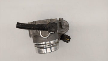2012-2018 Bmw 320i Throttle Body P/N:A2C53355204 1354 7588625 Fits Fits 2012 2013 2014 2015 2016 2017 2018 OEM Used Auto Parts