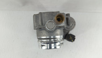 2012-2018 Bmw 320i Throttle Body P/N:A2C53355204 1354 7588625 Fits Fits 2012 2013 2014 2015 2016 2017 2018 OEM Used Auto Parts